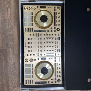 Limited Edition Gold Serato DJ-SZ Controller